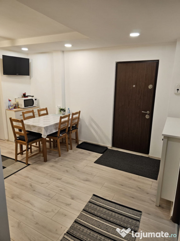APARTAMENT 3 CAMERE, decomandat | Parter | Tractorul
