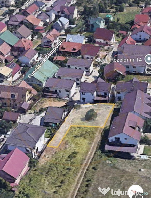 Eren intravilan 446 mp – Strada Pinilor, zonă exclusivist