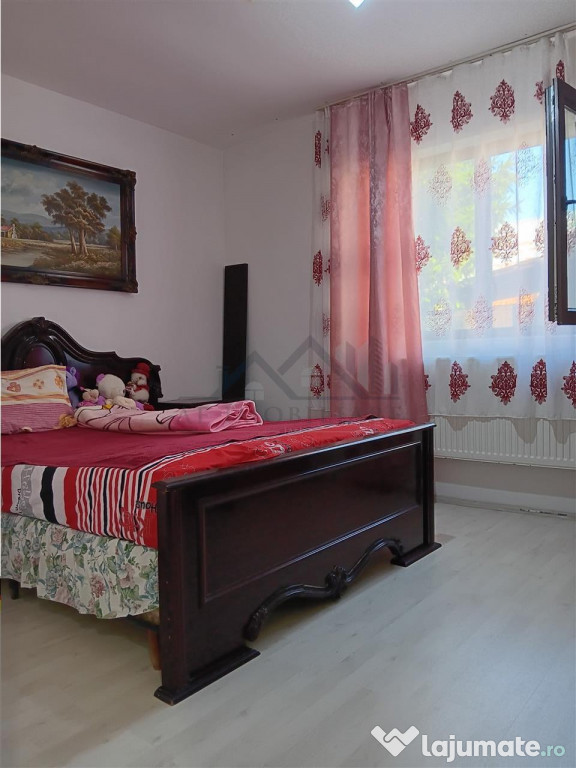 Ocazie Vila 193mp 8cam doua bai doua bucatarii Lunca Cetatui