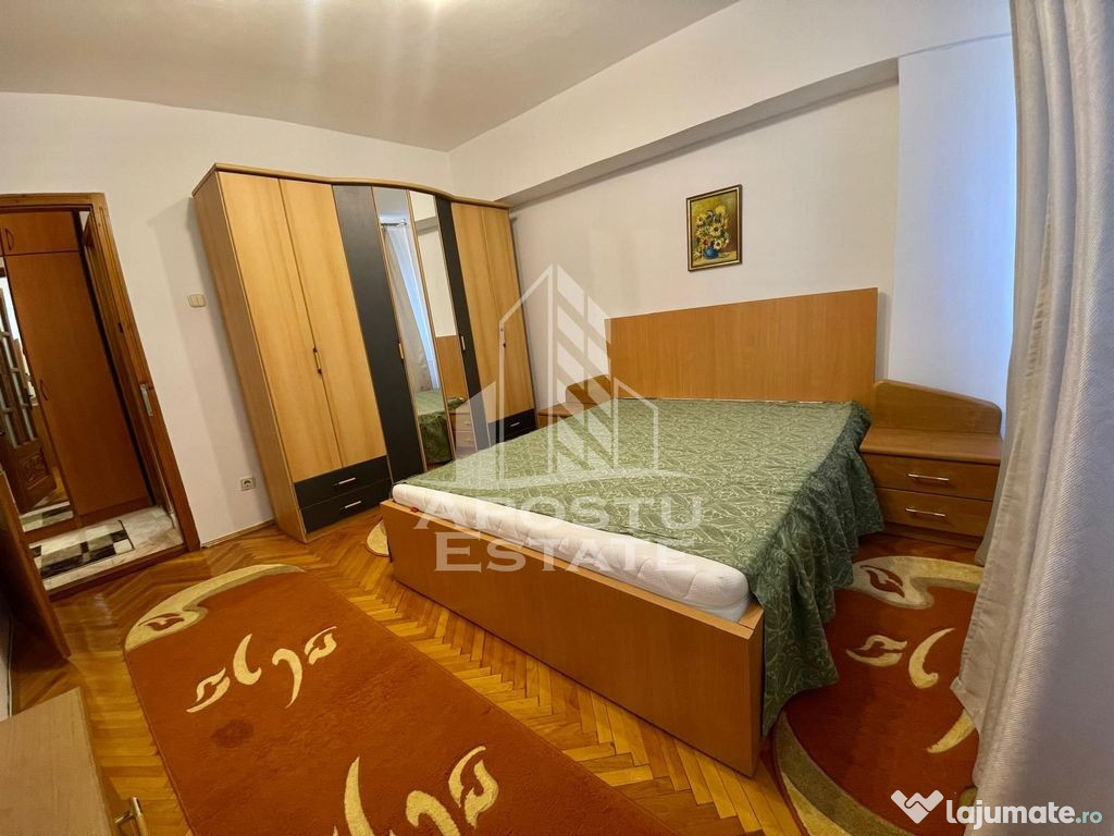Apartament cu 3 camere, decomandat, zona Fabric