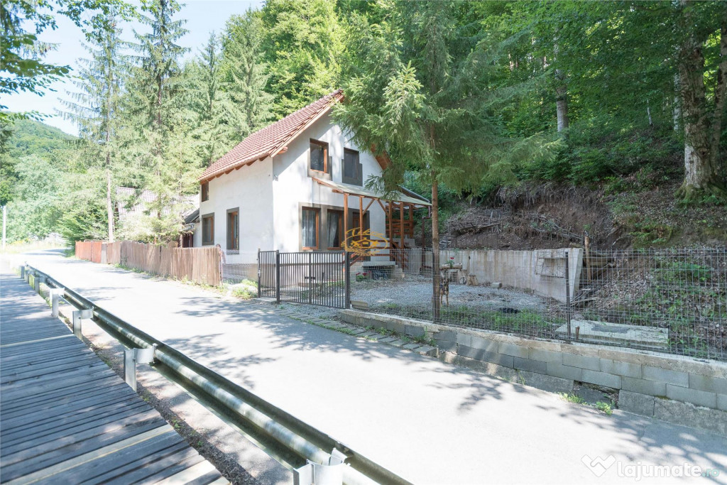 Casa de vacanta (Sovata, str. Tivoli)