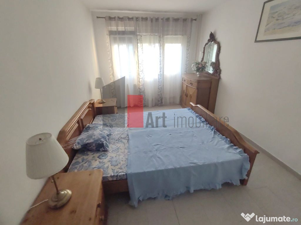 Vânzare apartament 3 camere 2 băi cu centrală Brâncov...
