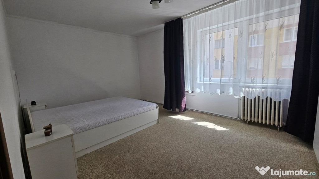DE ÎNCHIRIAT Apartament 2 camere decomandat Bistrița