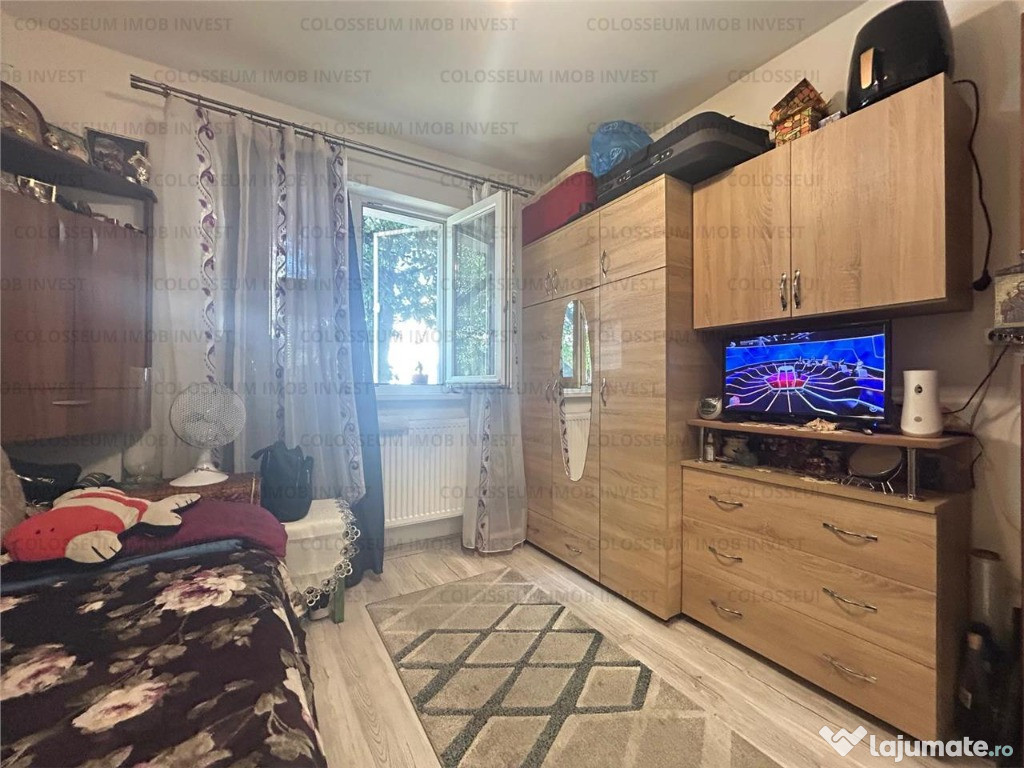 Camera de camim cu baie si bucatarie - zona Tractorul