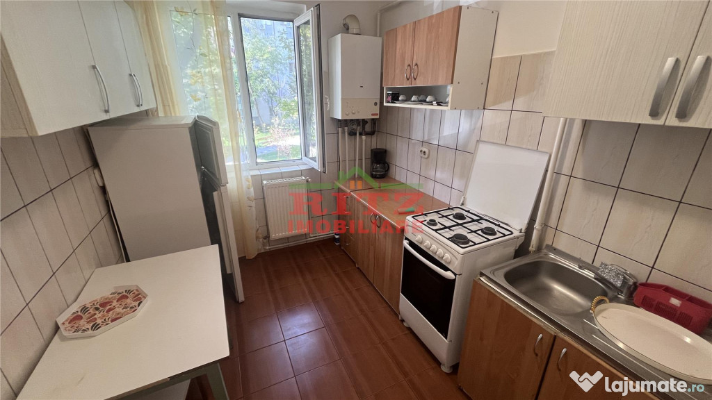 NOU ! De Inchiriat apartament 2 cam., et. 1, Zona ULTRACENT