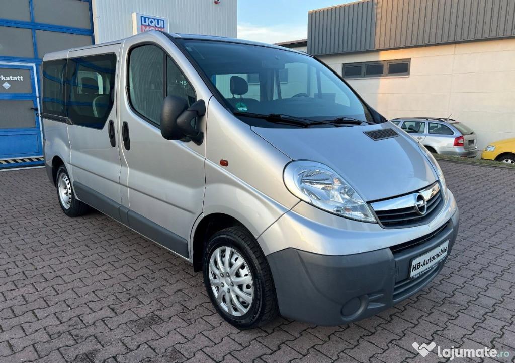 Opel Vivaro*Tuv Germania*9 locuri*clima*km:198.764*navi*2.0 D*af.2010