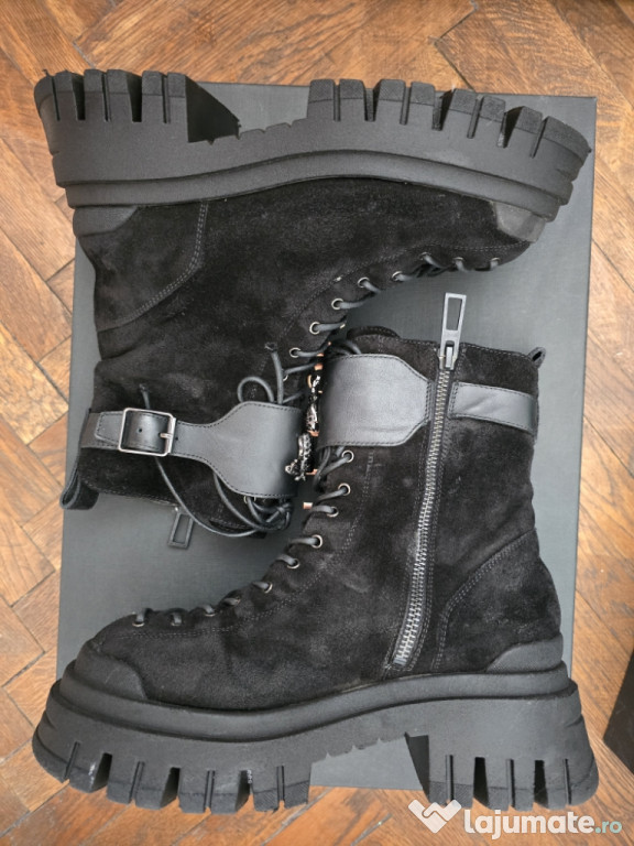 Ghete piele Musette