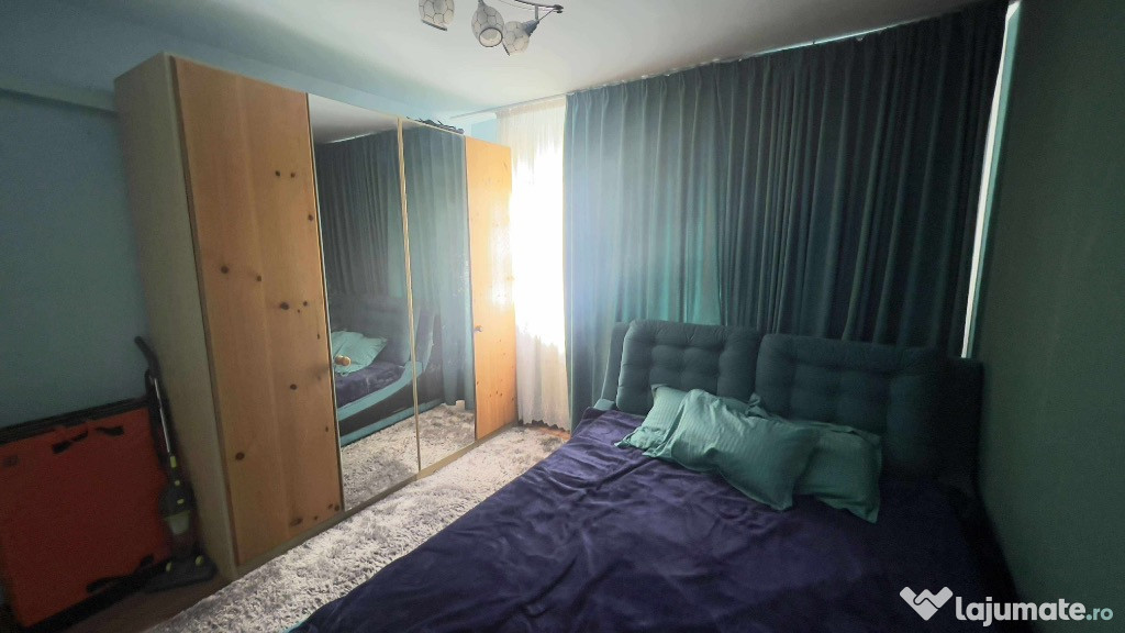 Inchiriez apartament
