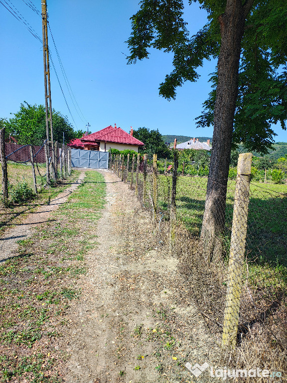 Casă de vanzare.