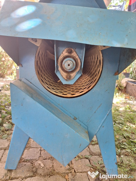 Desciorchinator struguri teasc