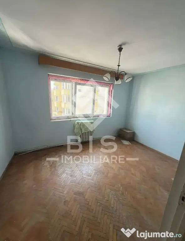 Apartament de vanzare 2 camere - Decebal