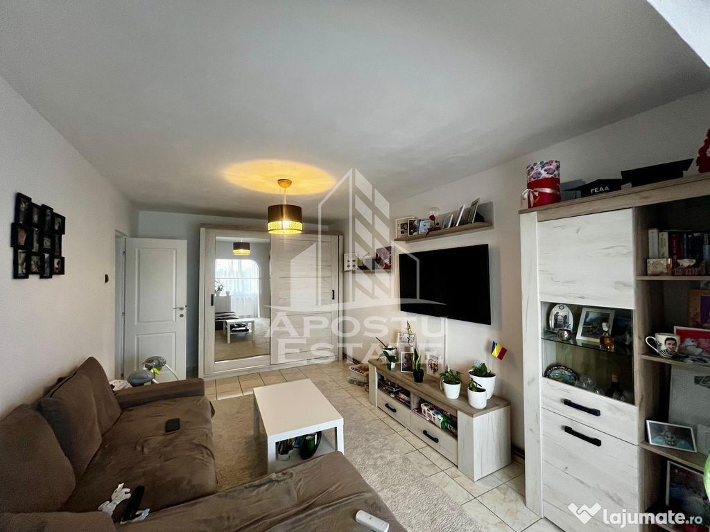 Apartament 3 camere,centrala proprie,boxa,zona Lipovei