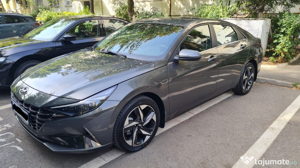 Hyundai Elantra CN7 Automata (masina familie)