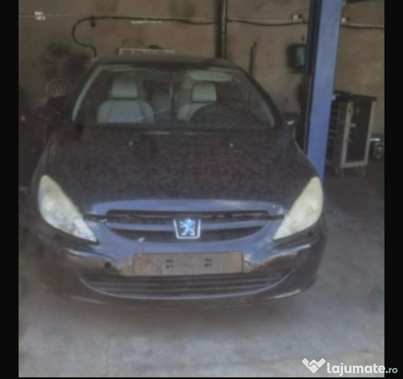 Dezmembrez Peugeot 307 coupe 1.6 benzina