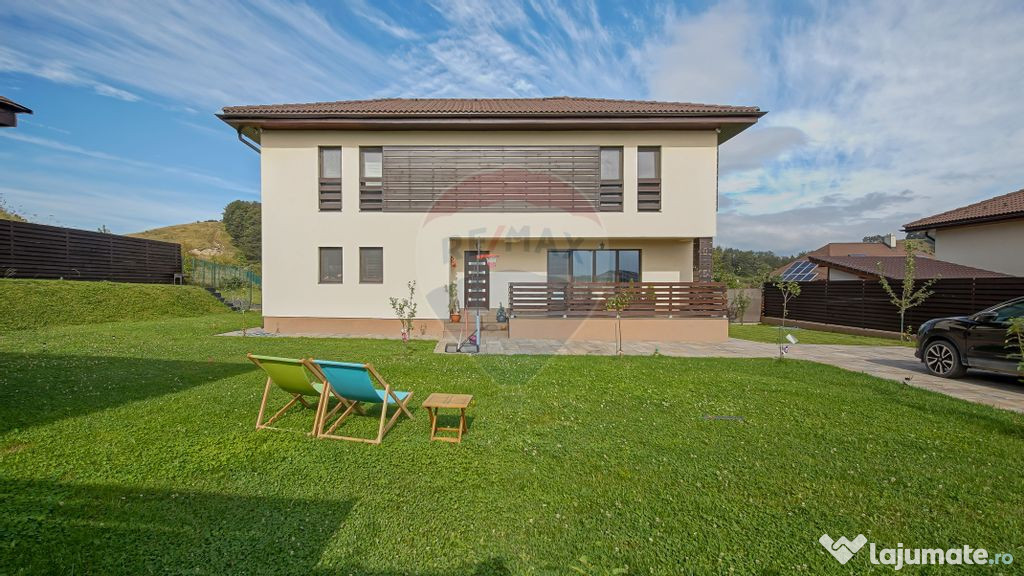 Casă individuală de vânzare în Hărman – modernă, ...