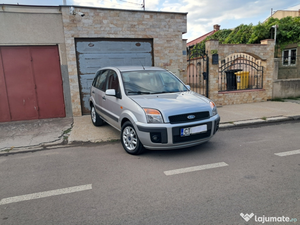 Ford Fusion • 2009 • 88 .000 KM • • Unic Proprietar • Full•