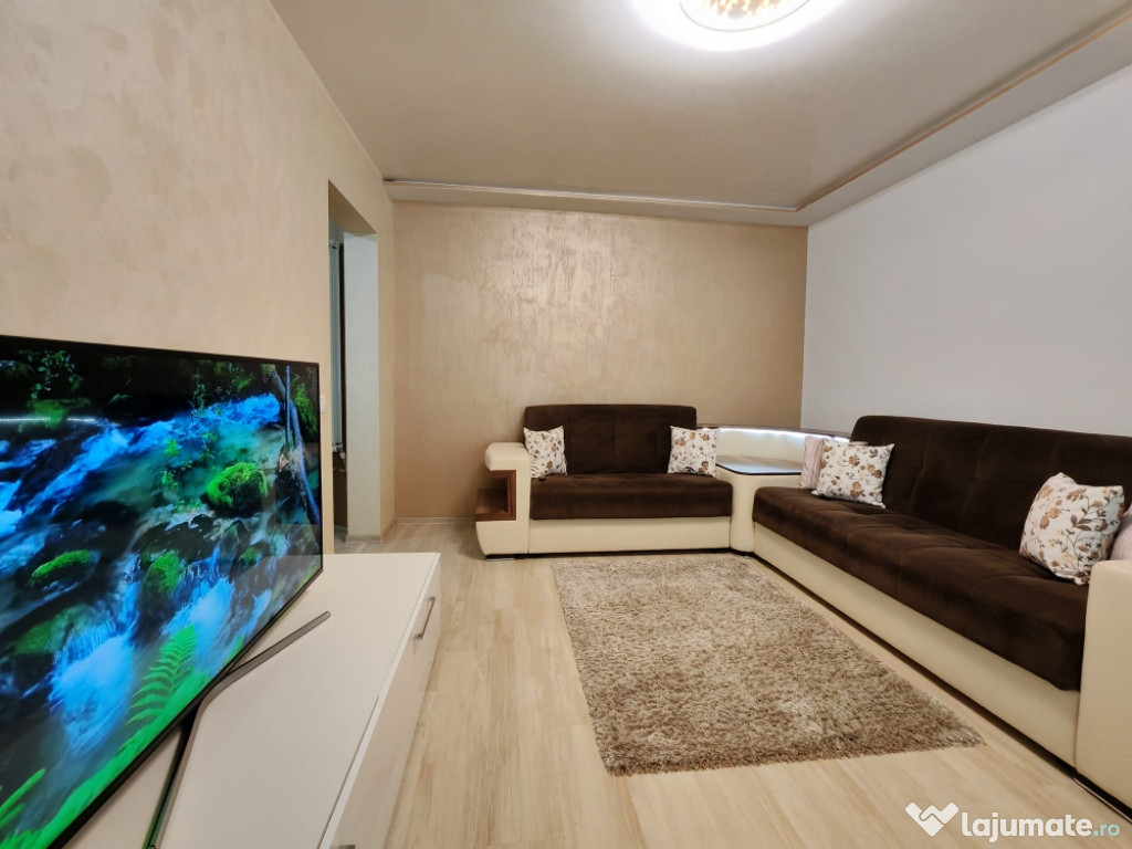 Apartament super modern cu 3 camere, decomandat, utilat si mobilat