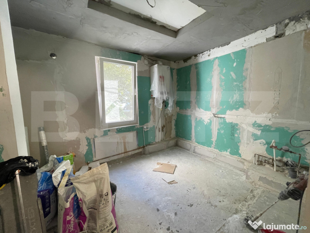 Vand apartament cu o camera, 32mp, la parter in Tudor.