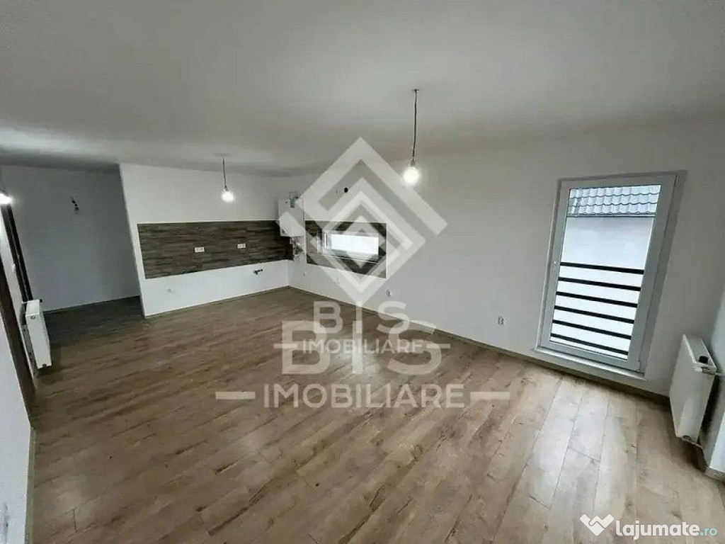 3 Apartamente 3 camere bloc nou