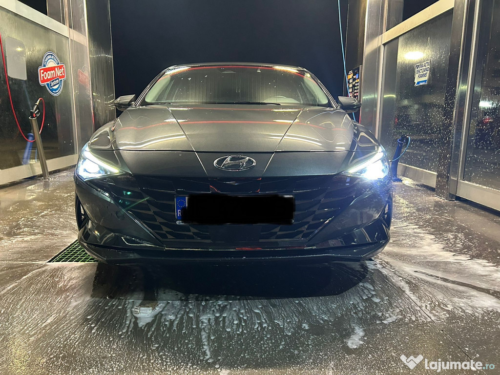 Vând Hyundai Elantra 2021