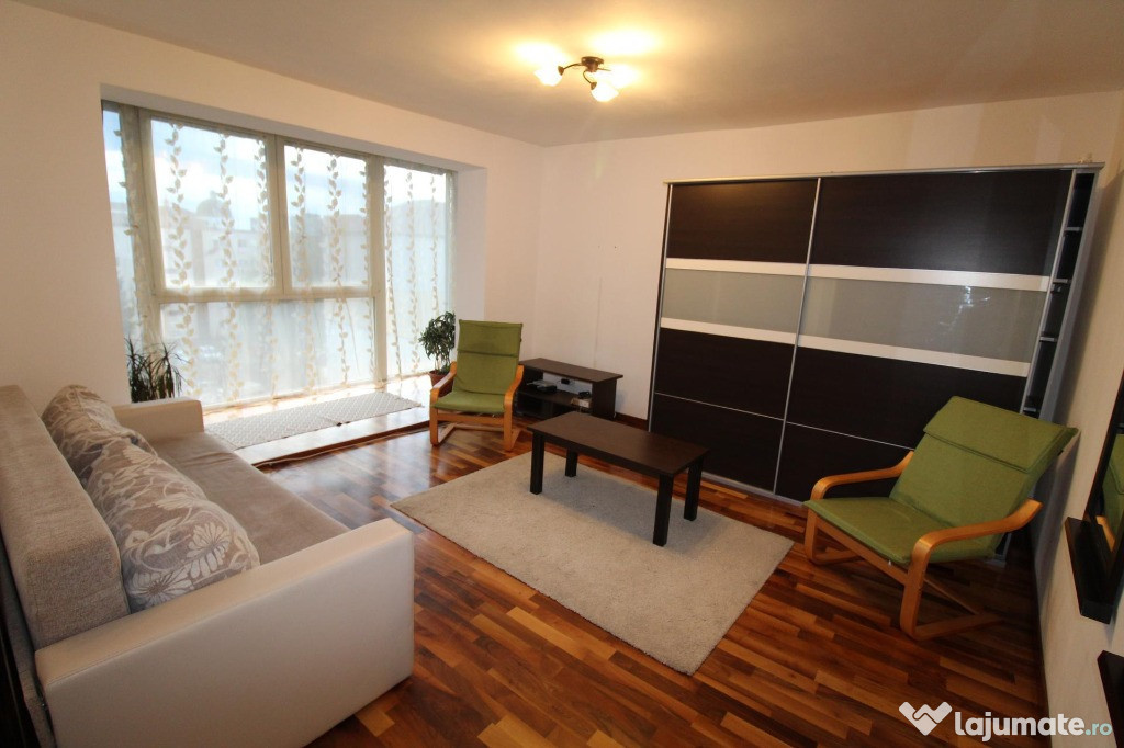 Apartament 3 camere decomandat, zona Mihai Viteazul