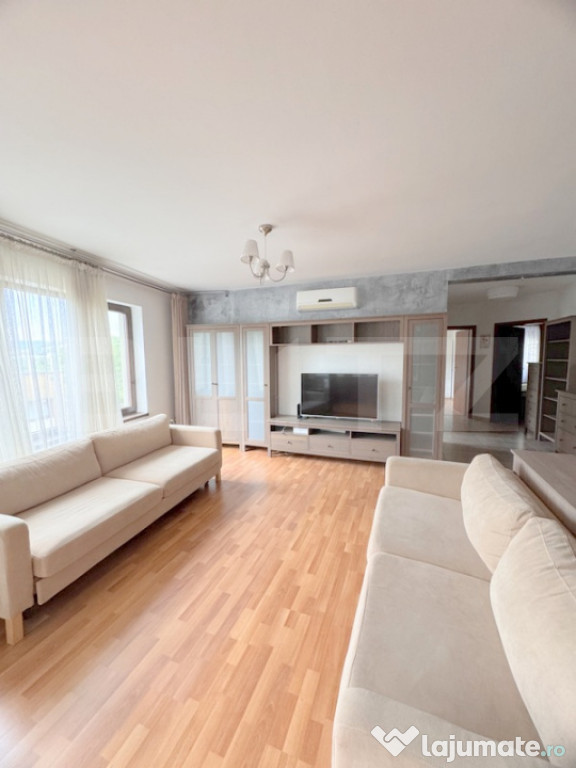 Apartament cu 3 camere, GARAJ, loc de parcare, ansamblu priv