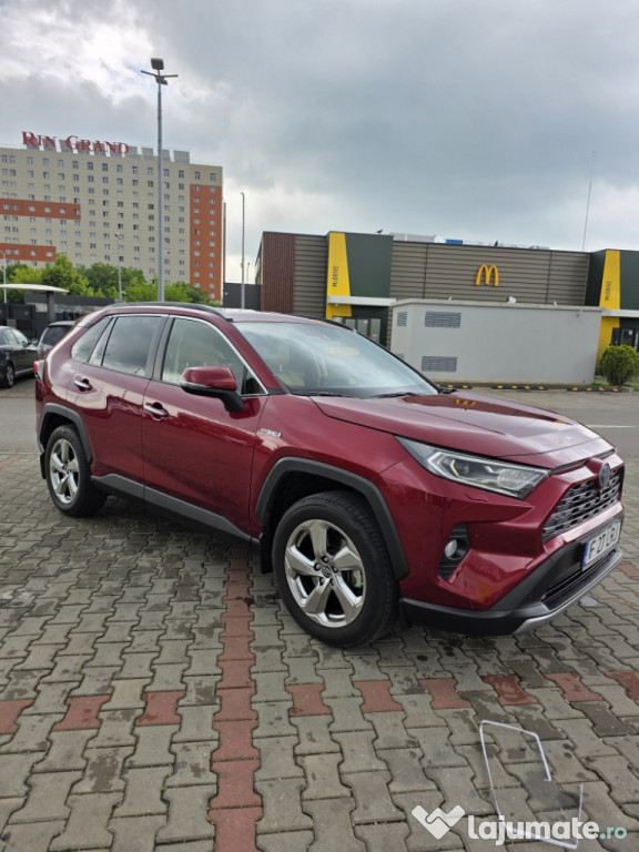 Toyota RAV4 luxury 2019