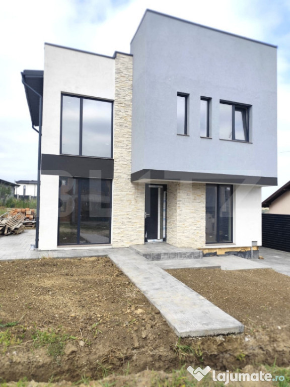 Casa deosebita, materiale lux, 515 mp teren, Rediu
