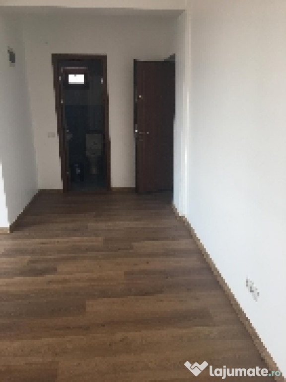 Inchiriez spatiu Birou