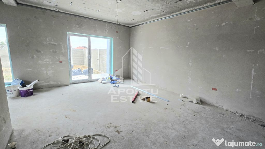 1/2 Duplex pe parter, cu 3 camere si 2 bai, Sag