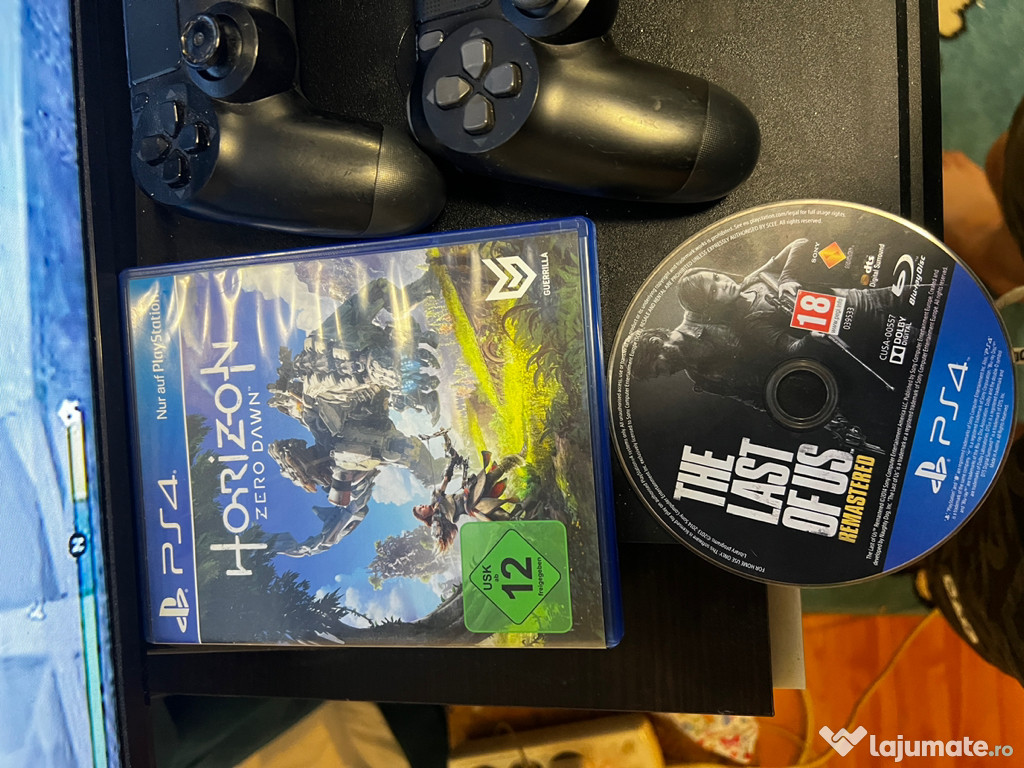 Vând ps 4 complet mai multe detalii la telefon