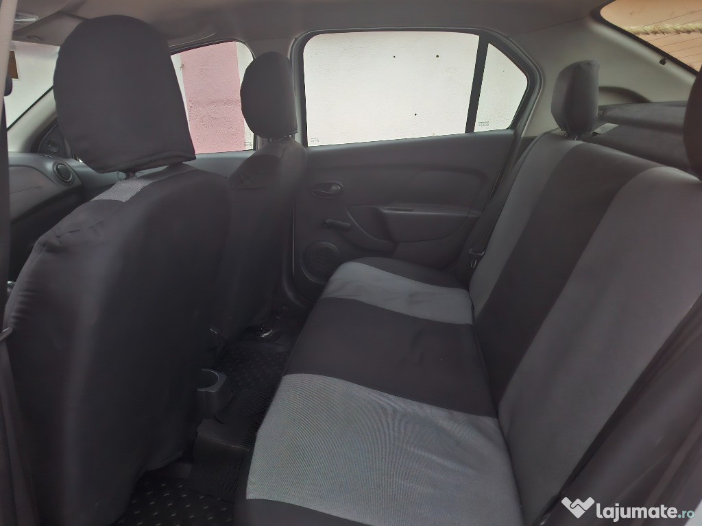 Vând Dacia Logan Taxi