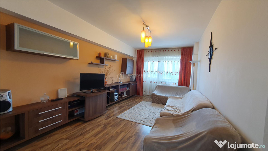 Apartament - 3 camere - 69 mp - Marasesti