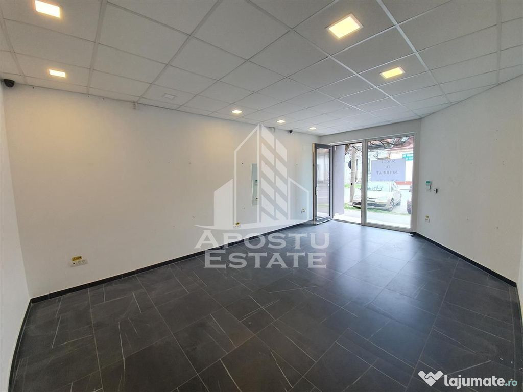 Spatiu comercial, 43 mp, in zona Balcescu