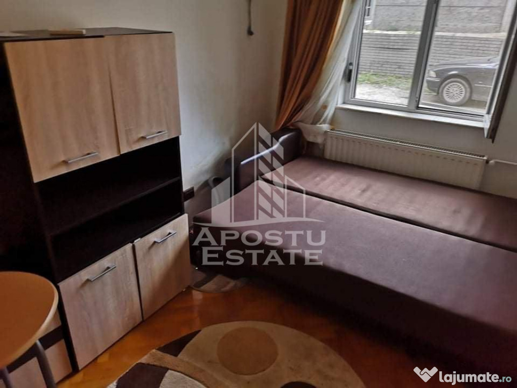 Garsoniera in zona Complexului Studentesc, la parter, 25 mp