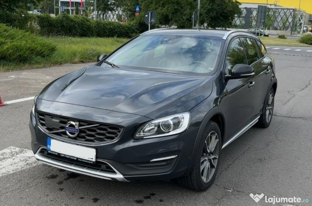 Volvo V60 Cross Country, 190 Cp, 4x4, Geartronic, in stare excelenta