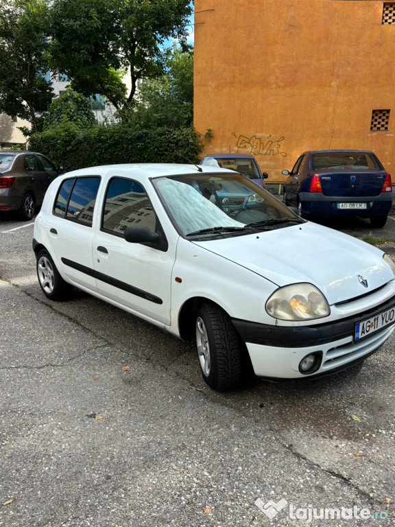 Renault Clio2-2001