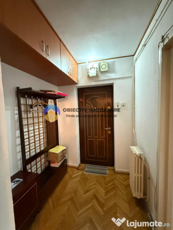 Apartament 3 camere de vânzare – Zona Centrală, Piatra N