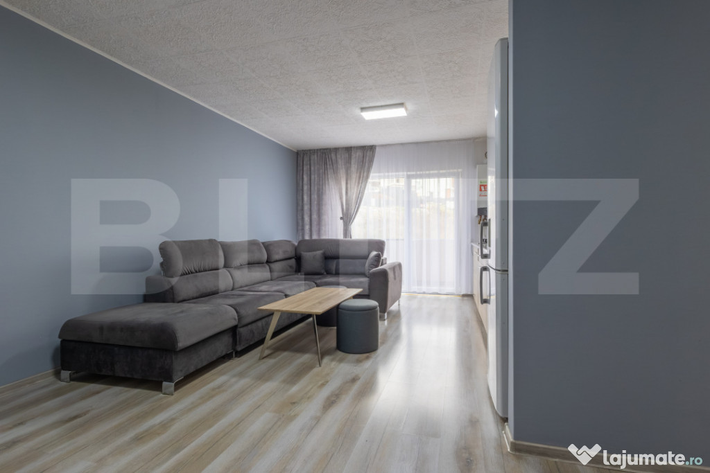 Apartament cu 3 camere,etaj 2/2, zona Fagului,cu parcare ext