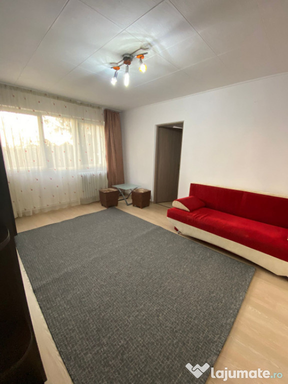 Apartament cu 2 camere zona Cuza Voda