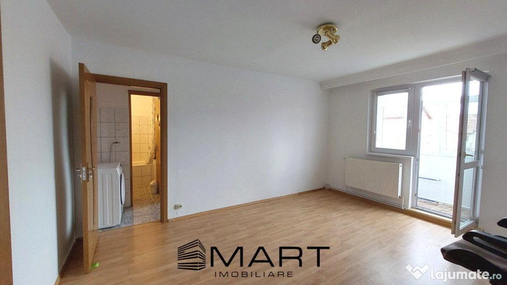 Apartament 2 camere renovat zona Vasile Aaron
