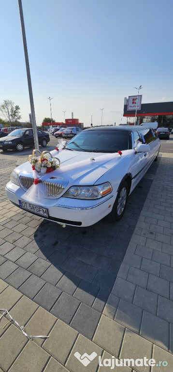 Limuzina Lincoln Town Car