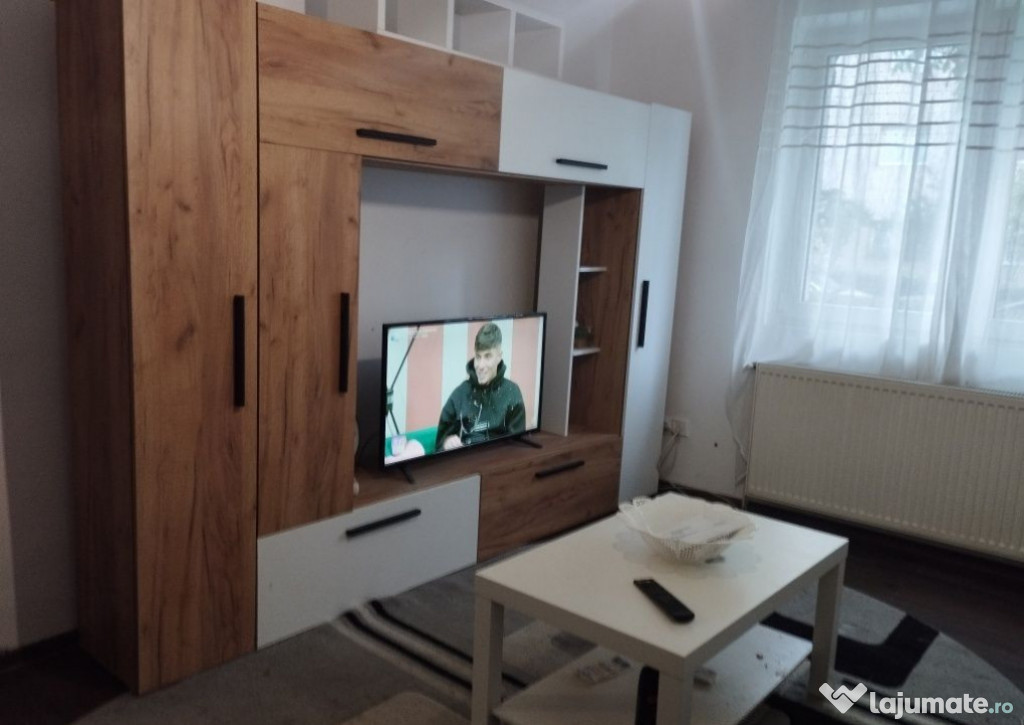 Apartament de 2 camere ( 75 mp totali )-Tractorul