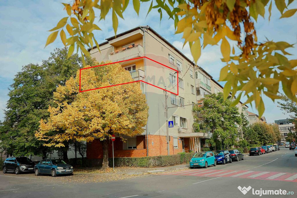 Apartament decomandat cu 3 camere, 70 mp, de vânzare –...