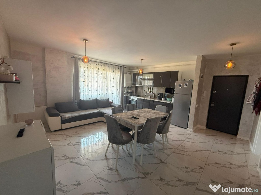 Apartament 3 camere semidecomandat zona Fagului cu parcare subterana