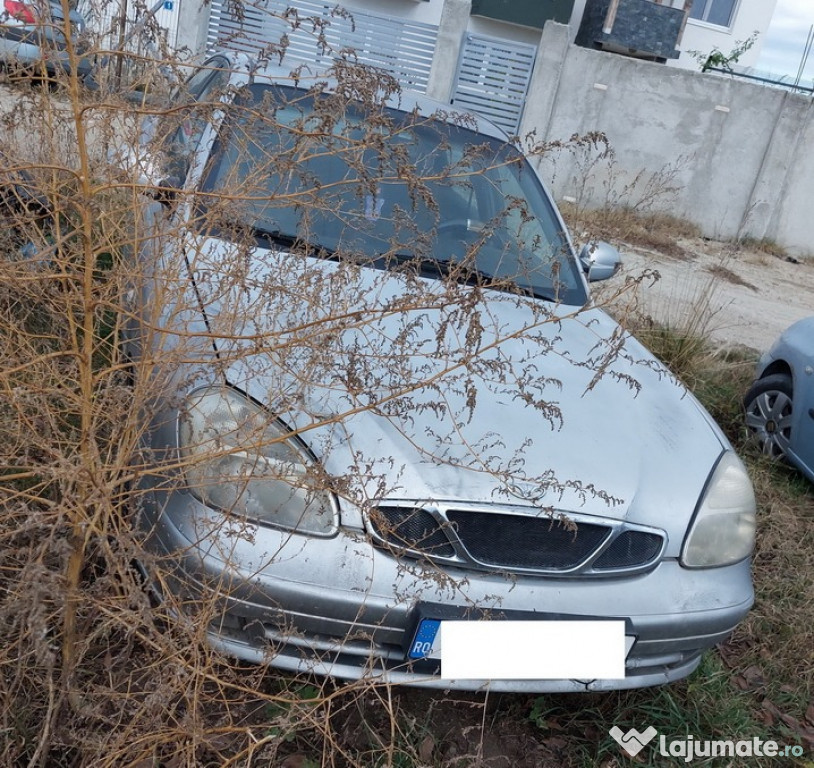 Dezmembrez DAEWOO NUBIRA 2 1.6i 16V (3 bucati, gri verde rosie)
