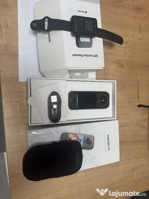 Insta 360 x3 ca noua cu accesorii