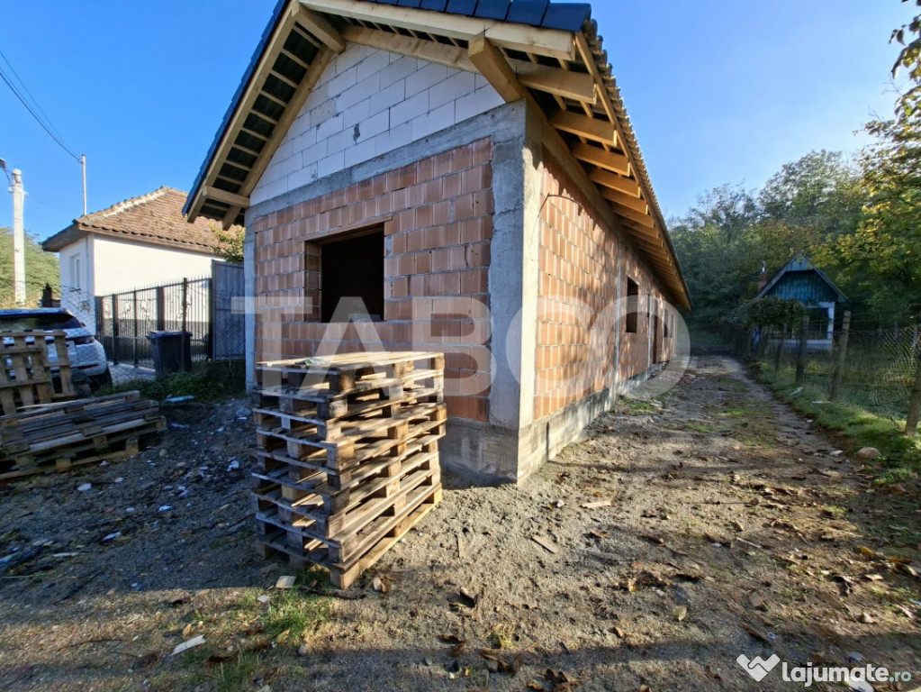 Casa individuala de vanzare in Mohu - la cheie si cu toate u