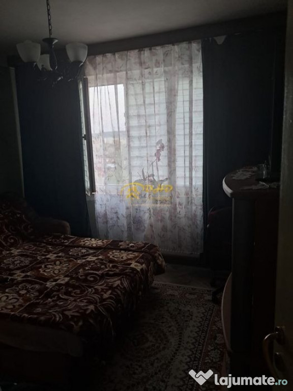 Apartament 3 camere, Gară