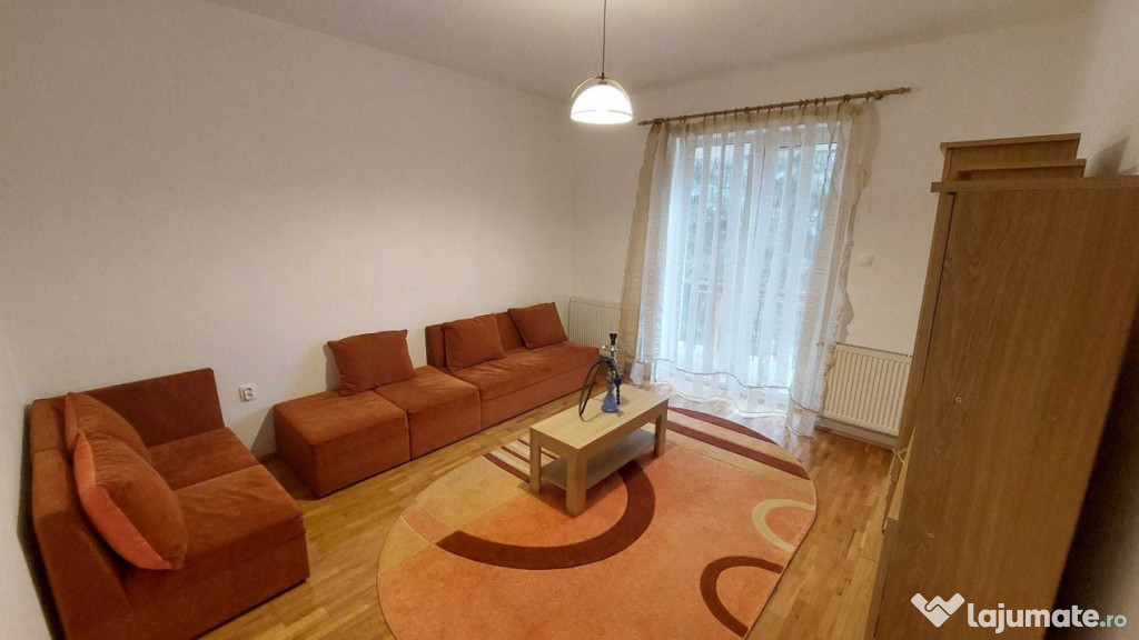 Apartament decomandat cu 2 camere, 65 mp, etajul 2, Centrul
